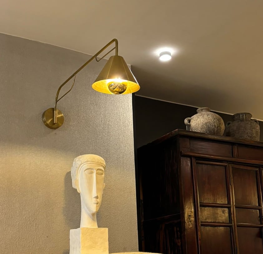 Swing-arm sconce