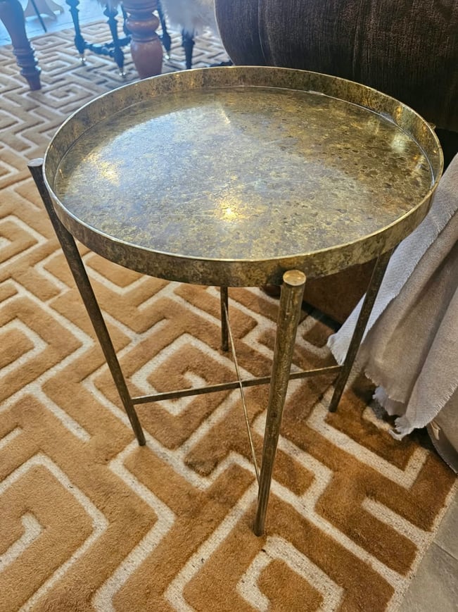 Tray side table
